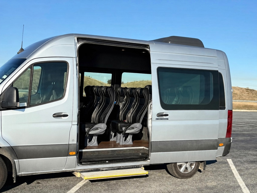 Side passenger door